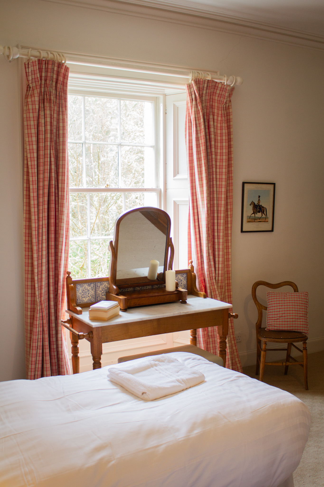 Halliwell Sisters shared (or private) bedroom & private bathroom